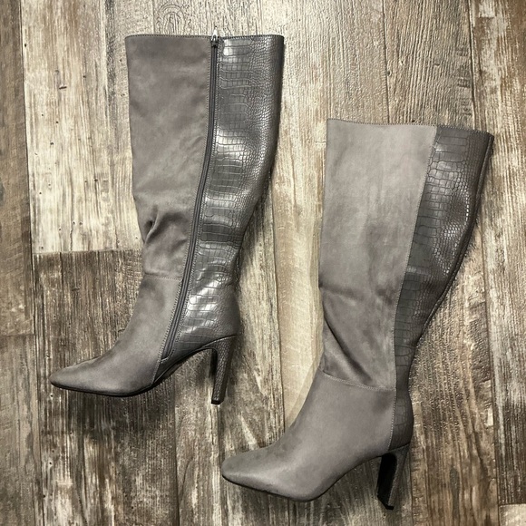 Journee Collection Wide Calf Women’s Boots Size 8.5 - Picture 6 of 12